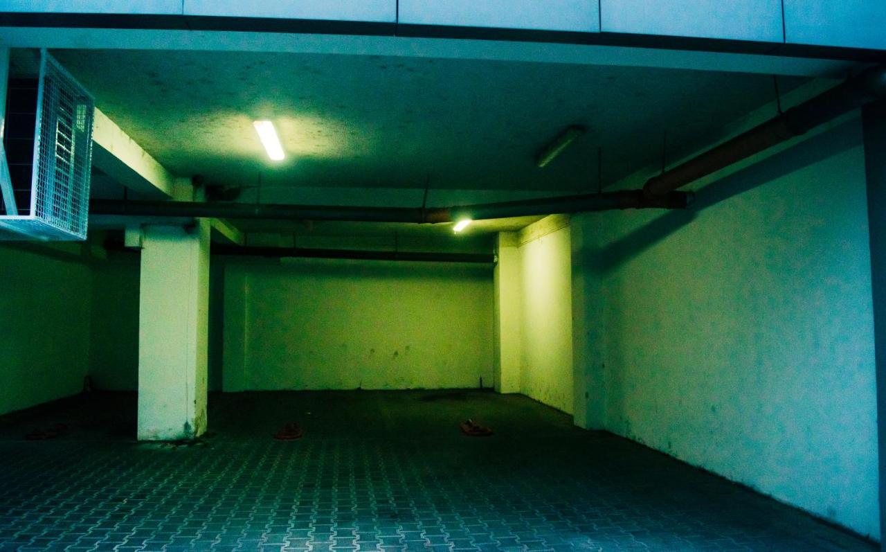 Apartment Aleksija Ni Екстериор снимка