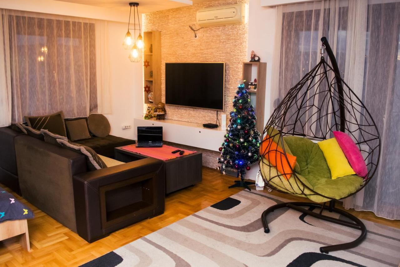 Apartment Aleksija Ni Екстериор снимка