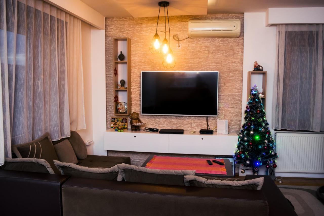 Apartment Aleksija Ni Екстериор снимка