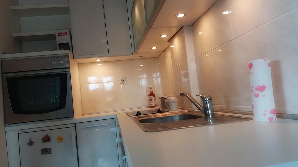 Apartment Aleksija Ni Екстериор снимка
