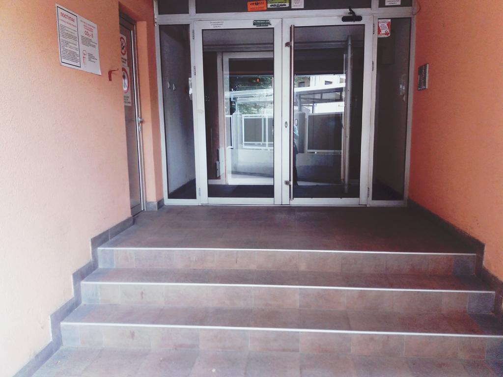 Apartment Aleksija Ni Екстериор снимка