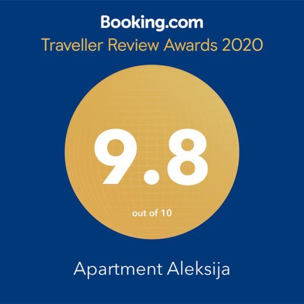 Apartment Aleksija Ni Екстериор снимка